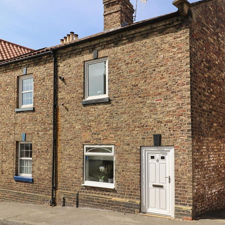 6 Church Hill Malton Bagian luar foto