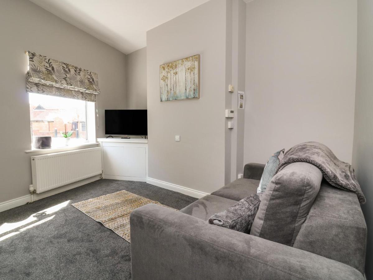 6 Church Hill Malton Bagian luar foto