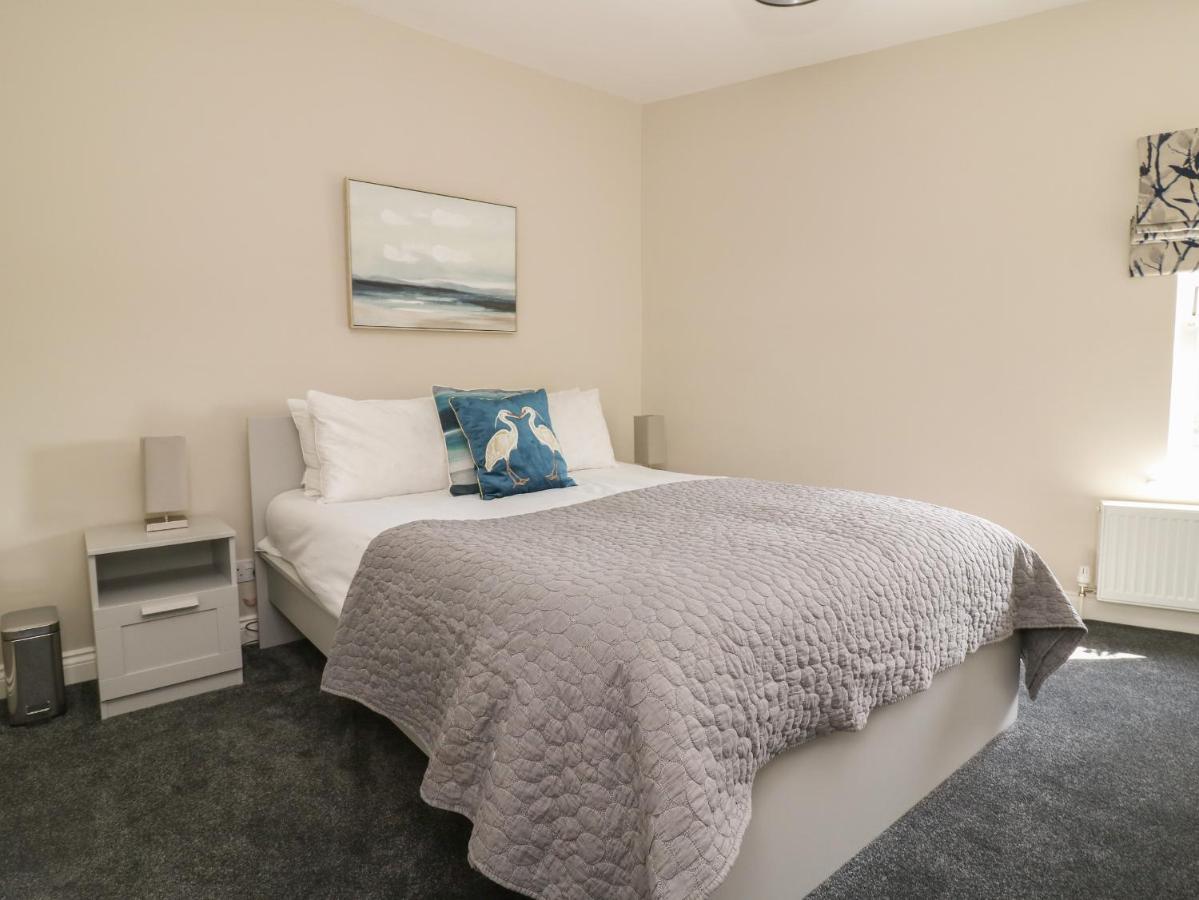 6 Church Hill Malton Bagian luar foto