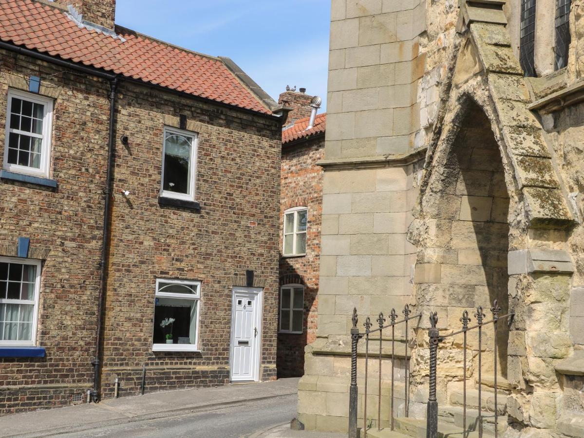 6 Church Hill Malton Bagian luar foto