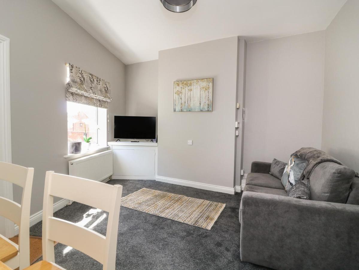 6 Church Hill Malton Bagian luar foto